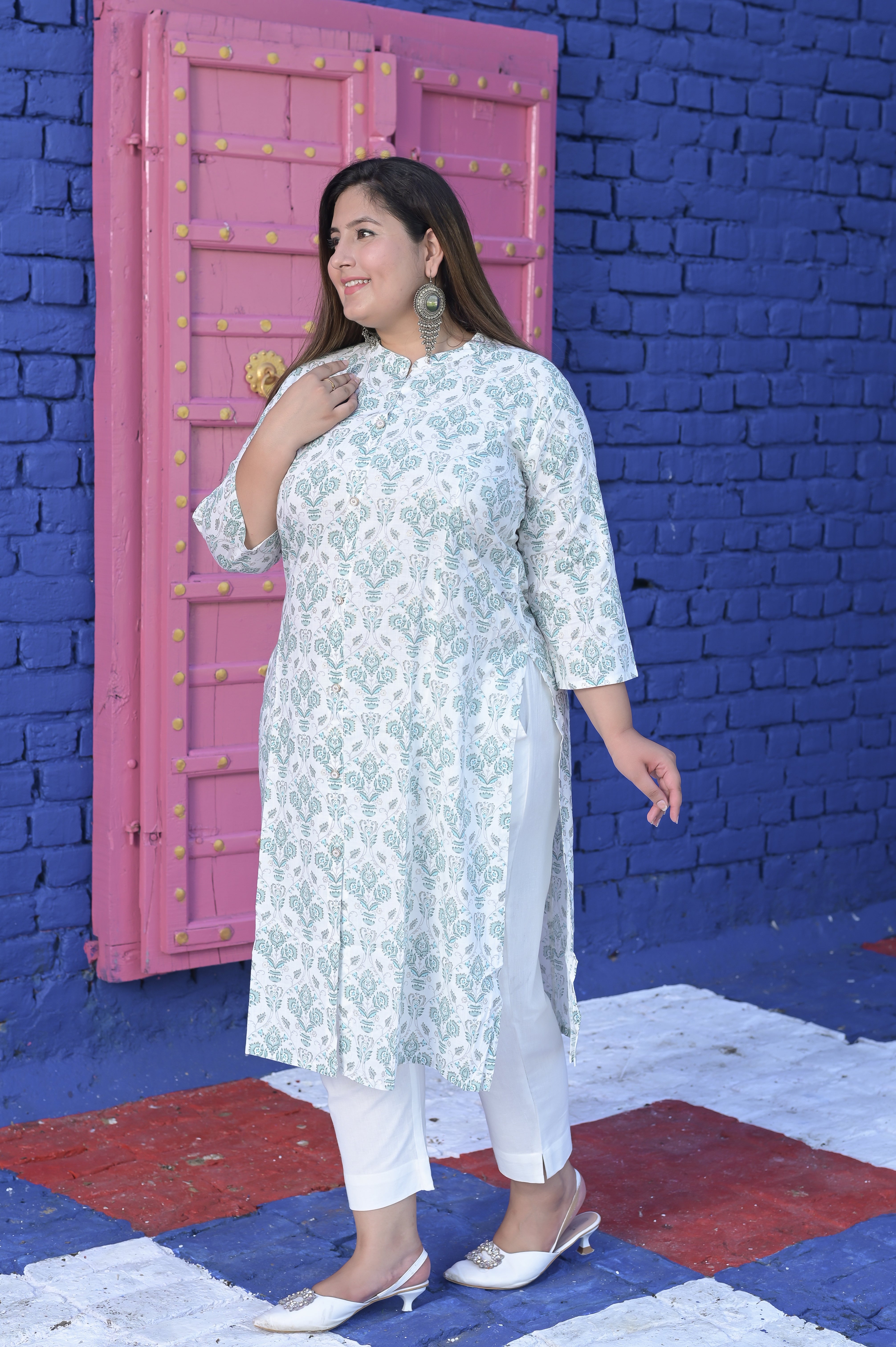 PLUS SIZE WHITE AQUA-BLUE PRINTED RAYON SLUB PRINCESS CUT KURTA