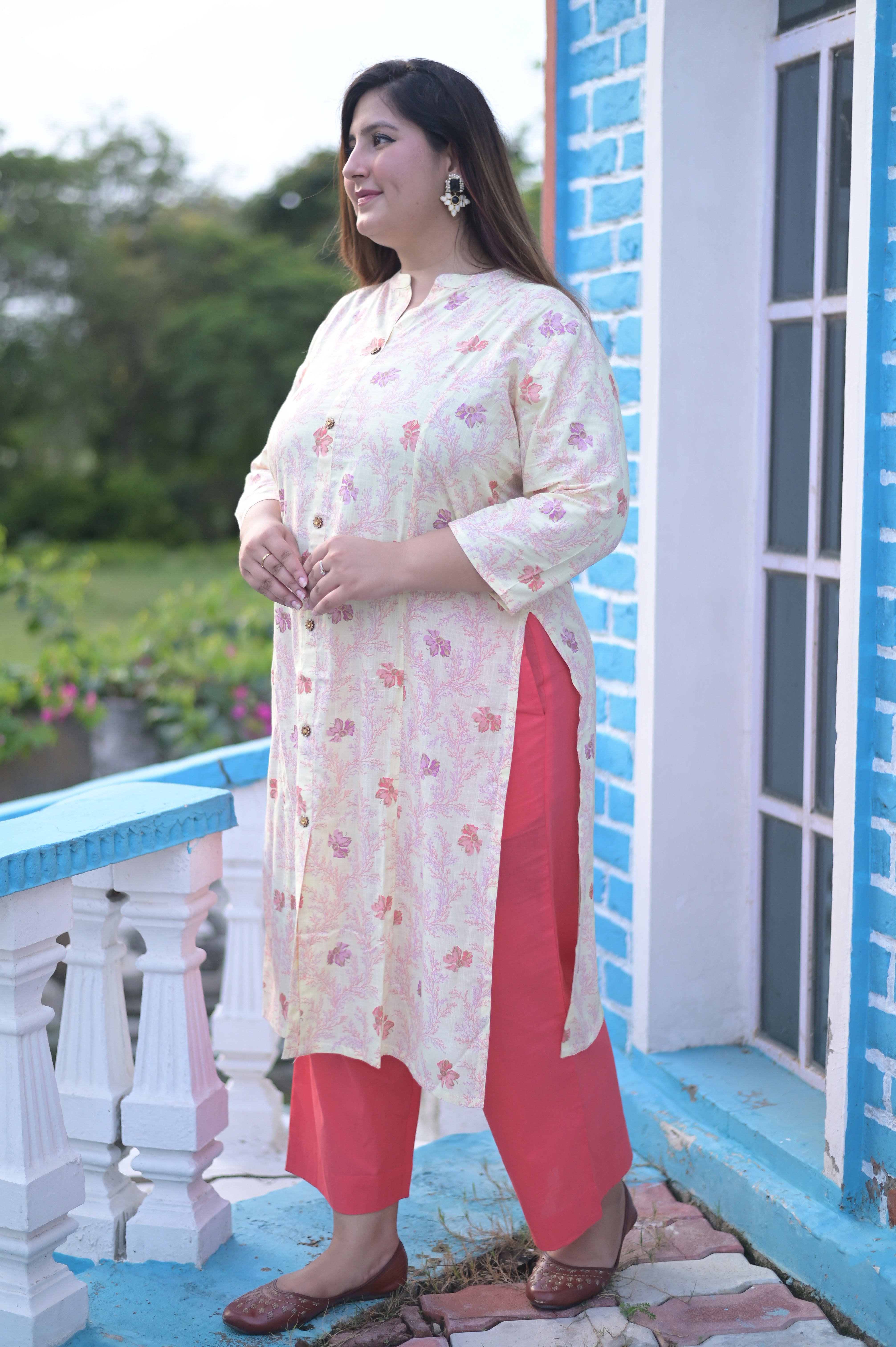 PLUS SIZE PASTEL PINK FLORAL PRINTED RAYON SLUB PRINCESS CUT KURTA