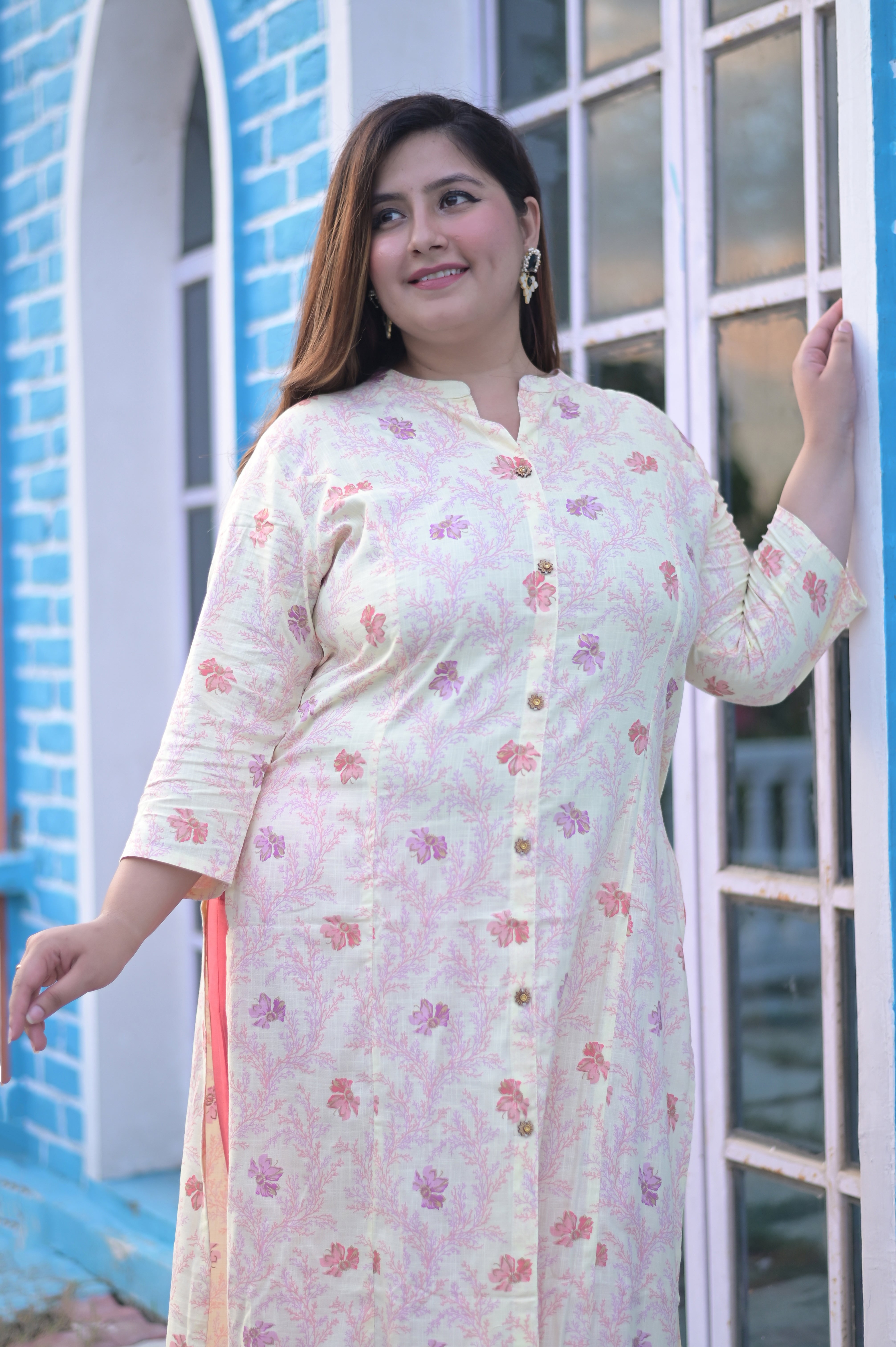 PLUS SIZE PASTEL PINK FLORAL PRINTED RAYON SLUB PRINCESS CUT KURTA