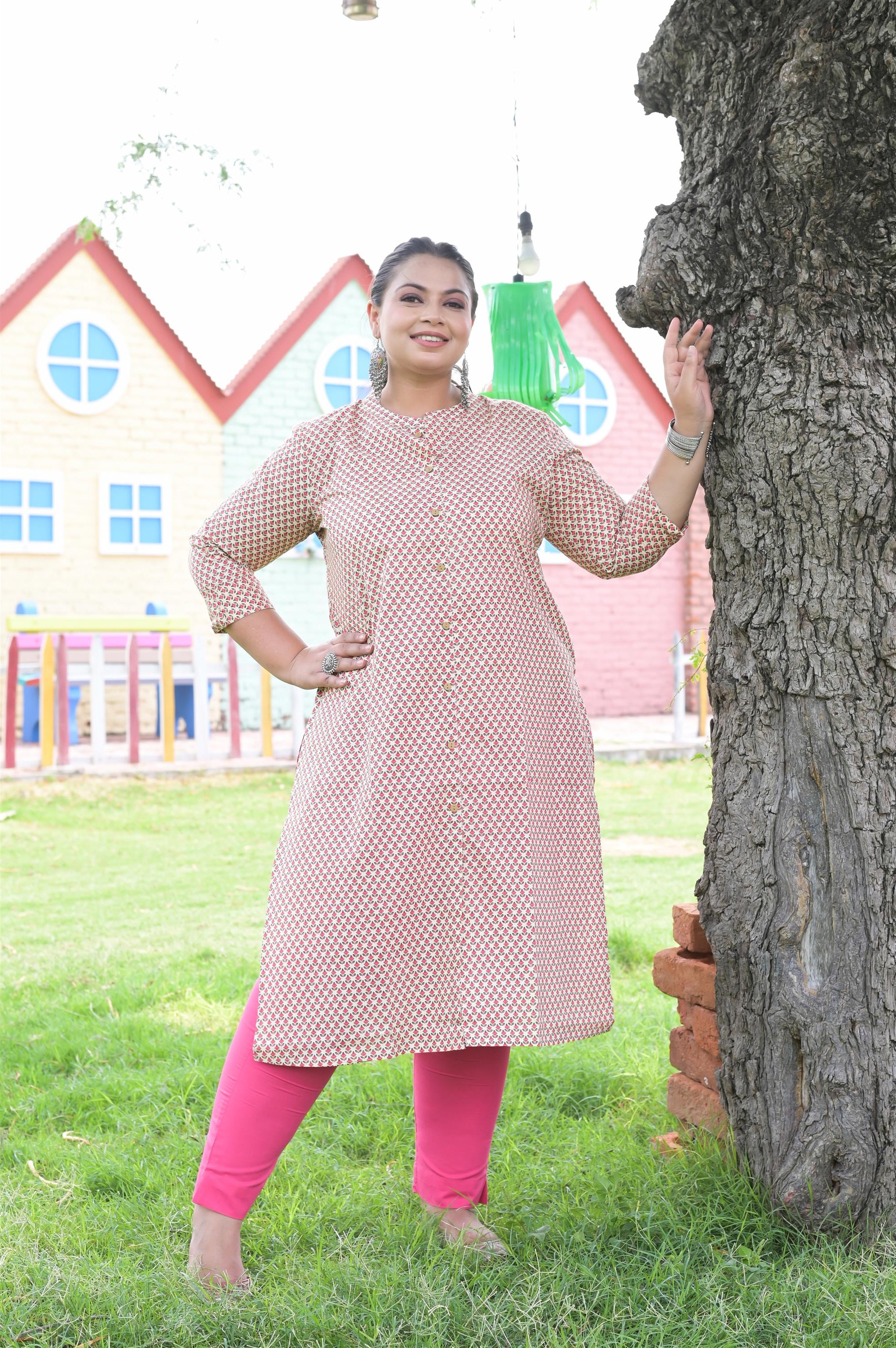 GAJRI PRINTED COTTON STRAIGHT KURTA - Vifa Plus