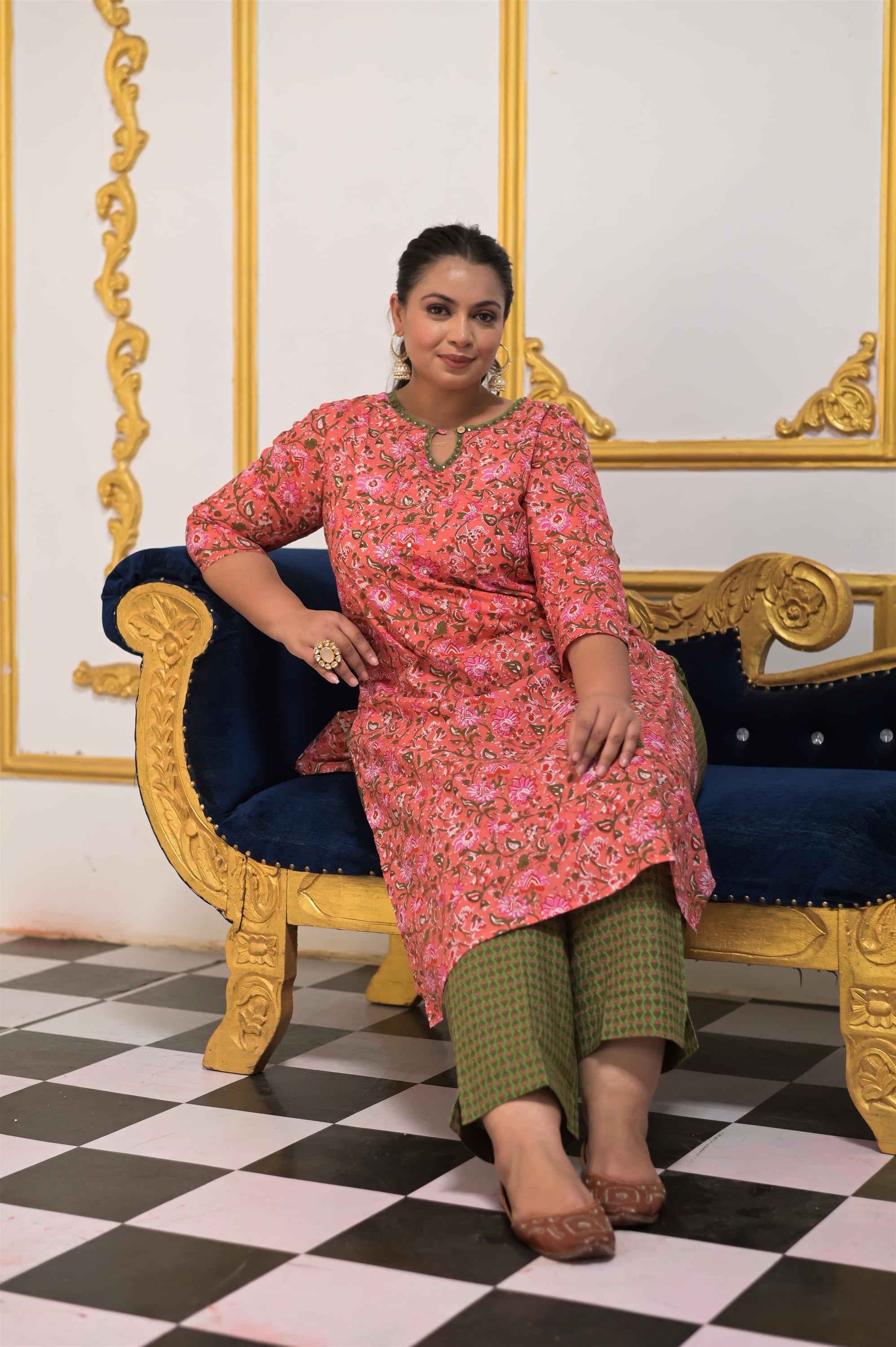 GAJRI GREEN PRINTED COTTON STRAIGHT KURTA WITH PANT - Vifa Plus