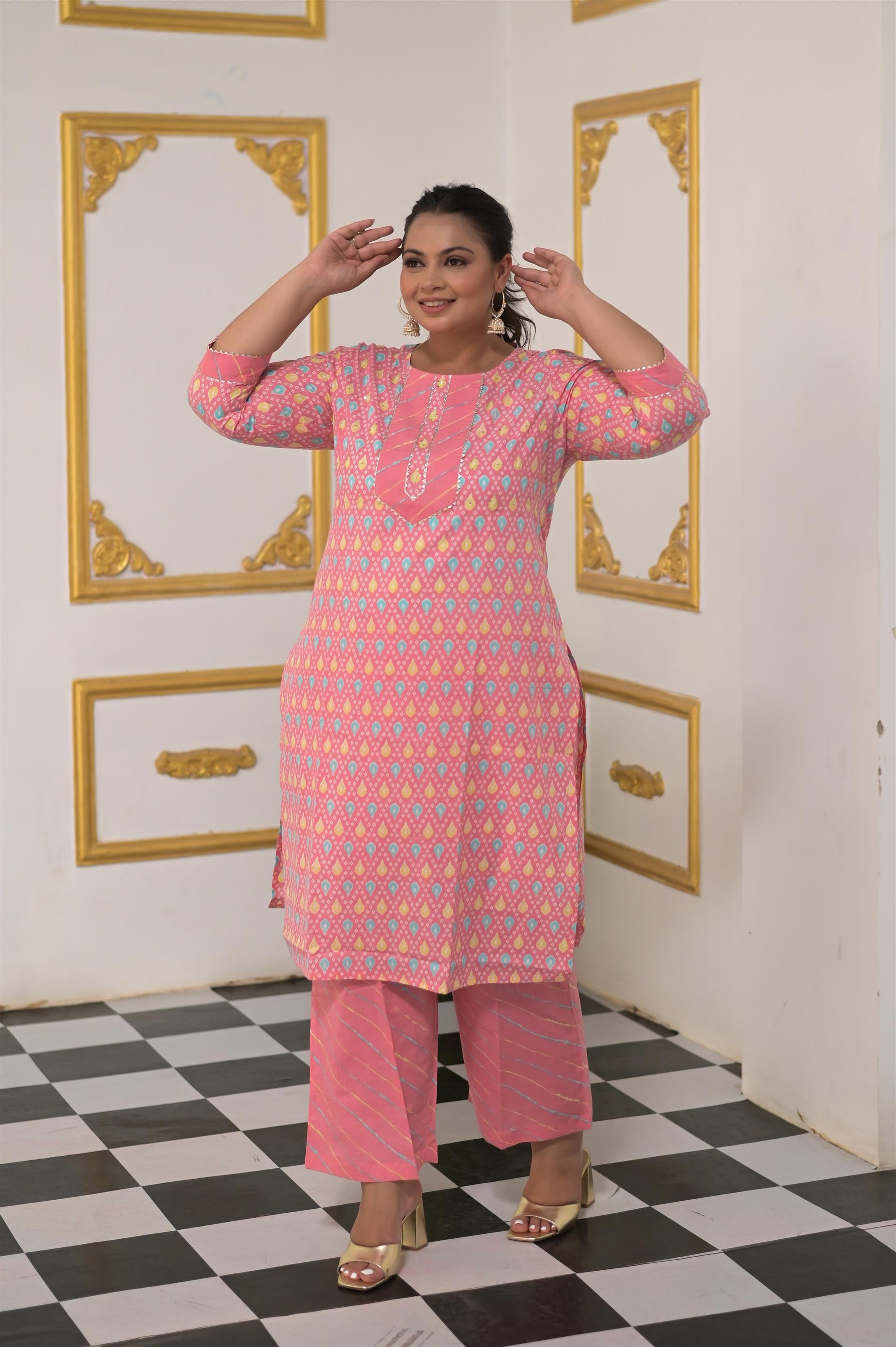 GAJRI PRINTED SANGANERI COTTON STRAIGHT KURTA - Vifa Plus