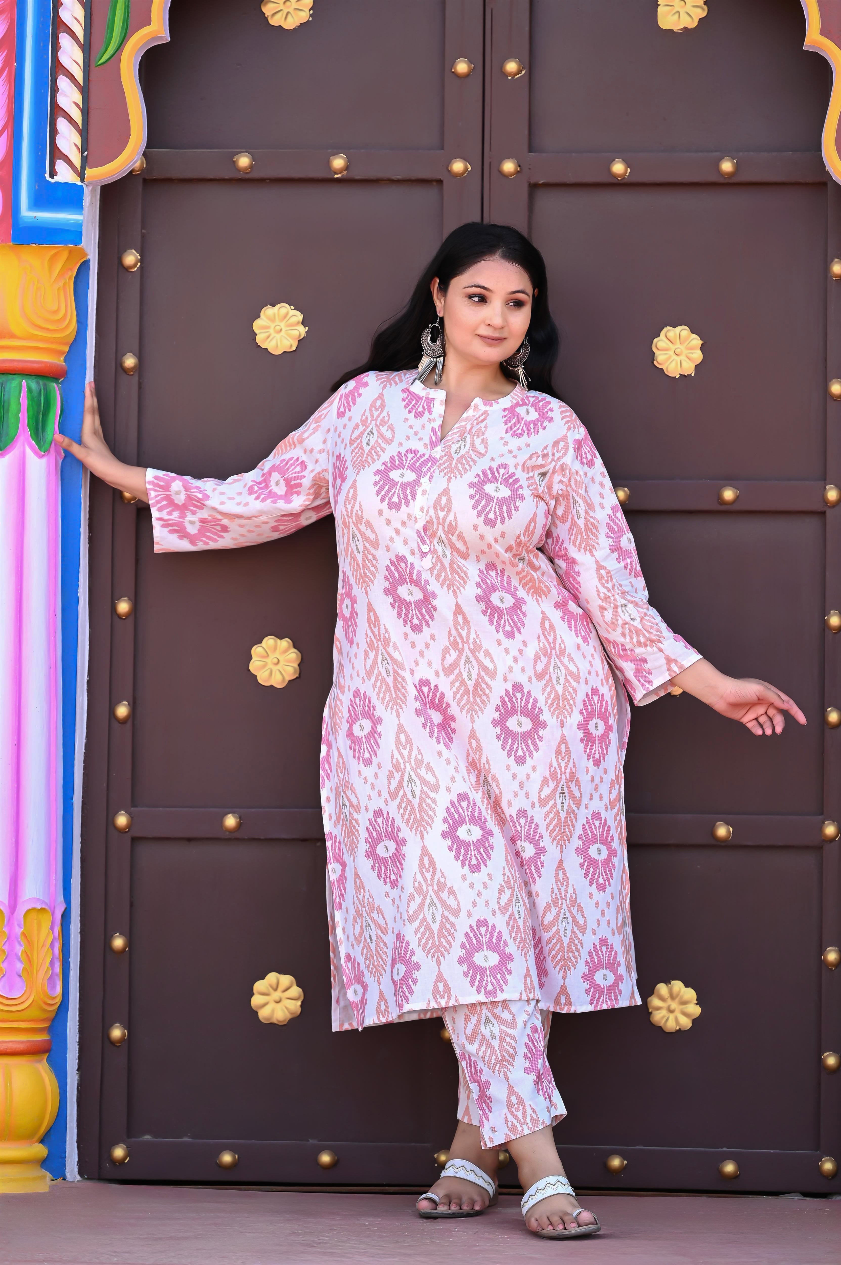 Plus size white pink Ikat art printed kurta pant